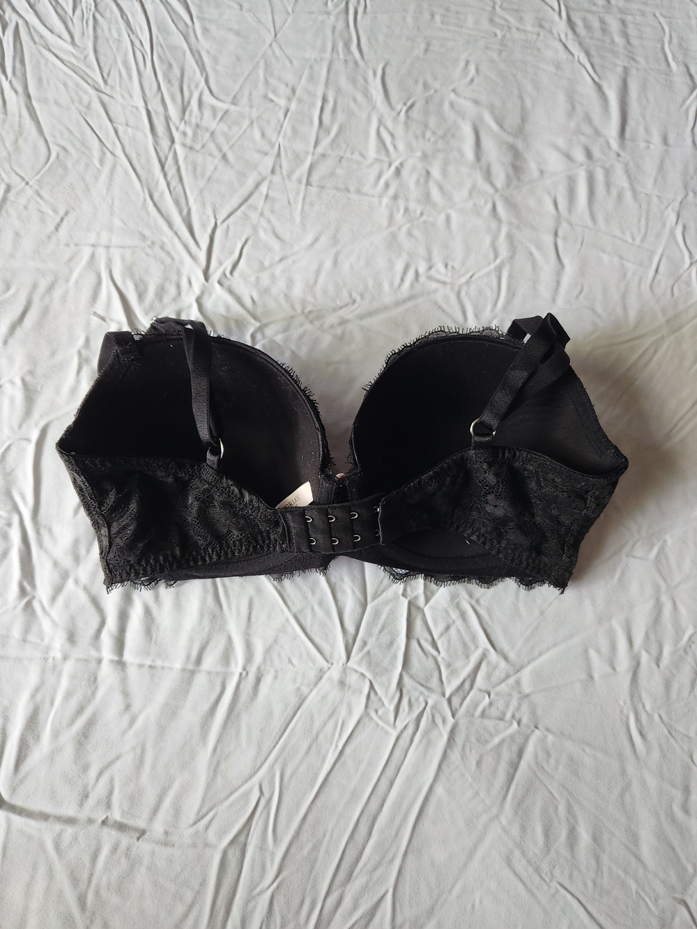 Victoria's Secret Bra - Black Lace - 32DDD - Picture 3 of 4